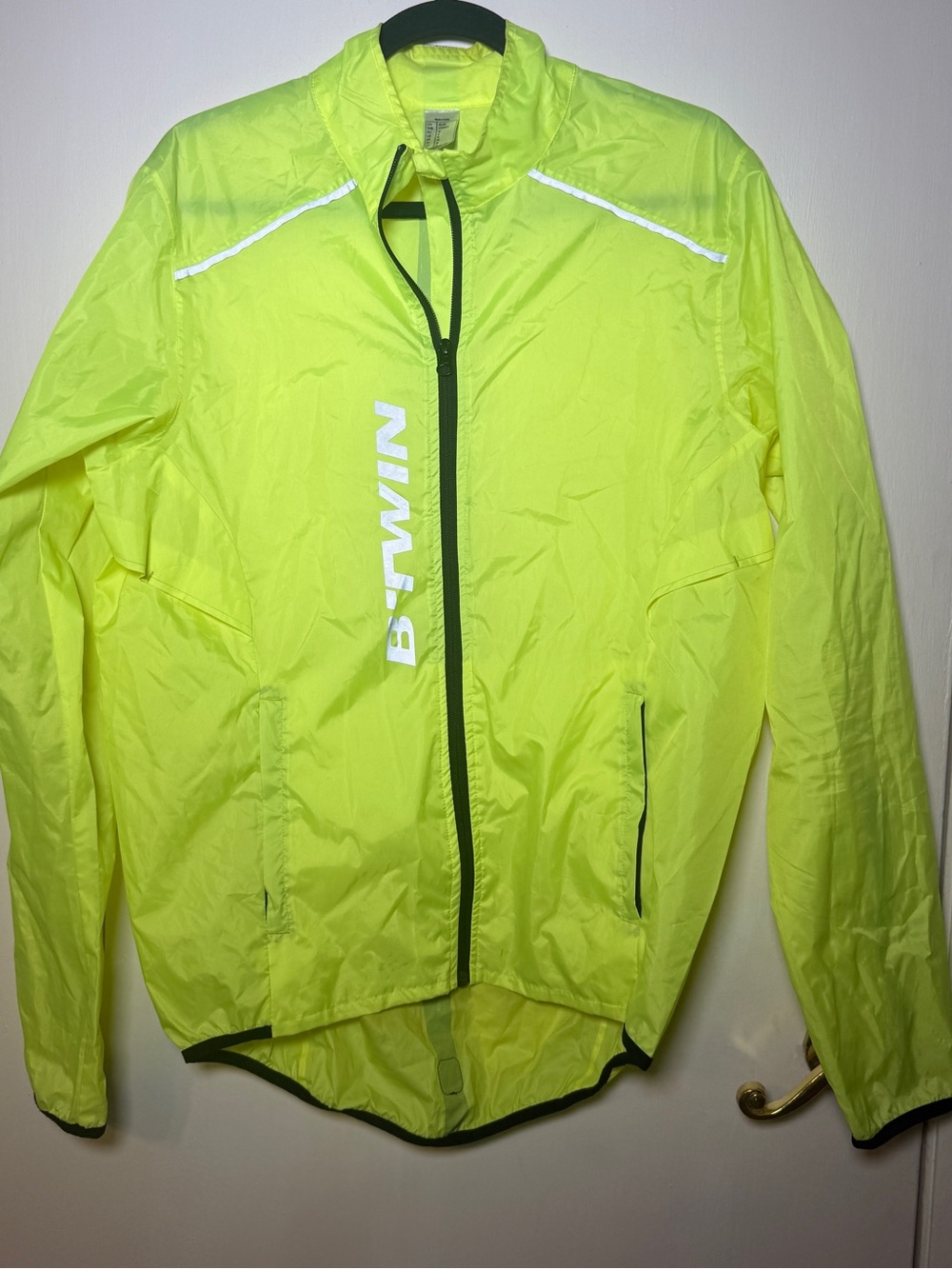 BTWIN High-Visibility Neon Yellow Cycling Jacket by Decathlon Small